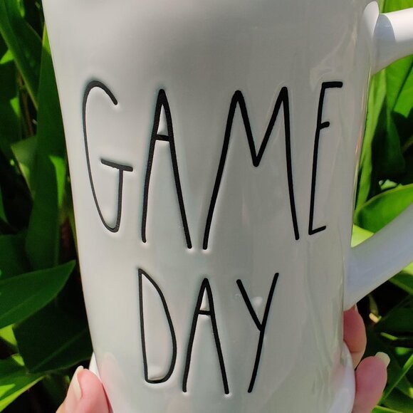 NEW! Rae Dunn “Game Day” mug 🏈🏈 - Picture 2 of 7